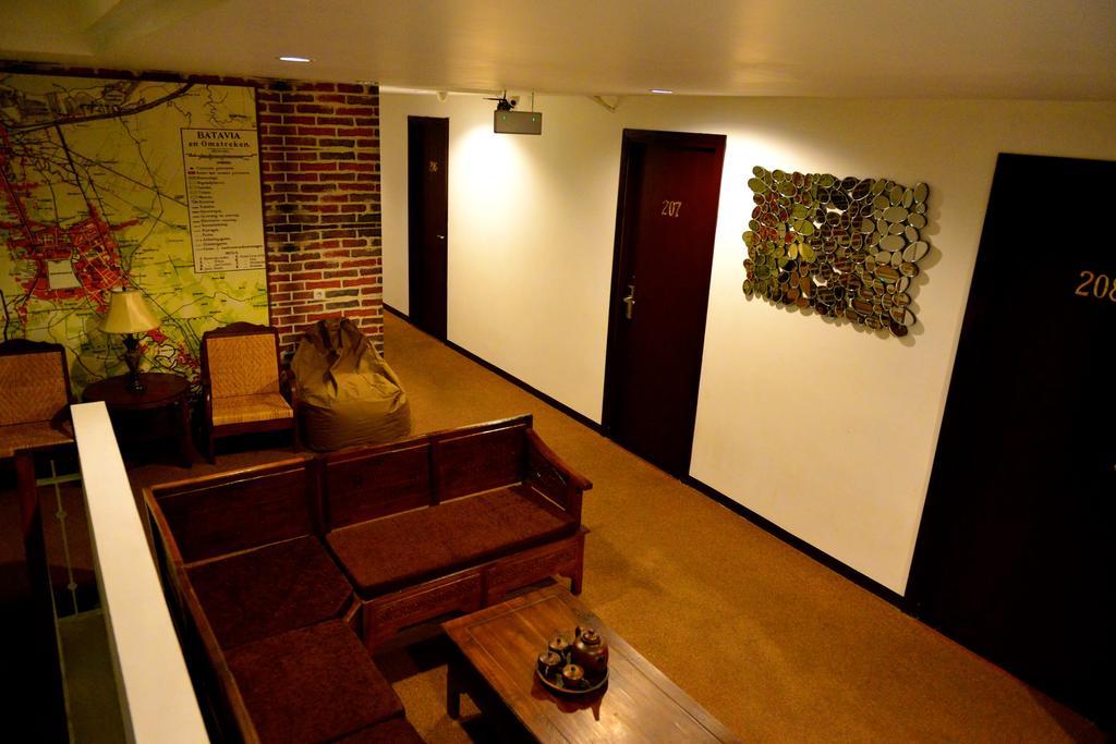 Capsule Hostel Old Batavia Yakarta Exterior foto