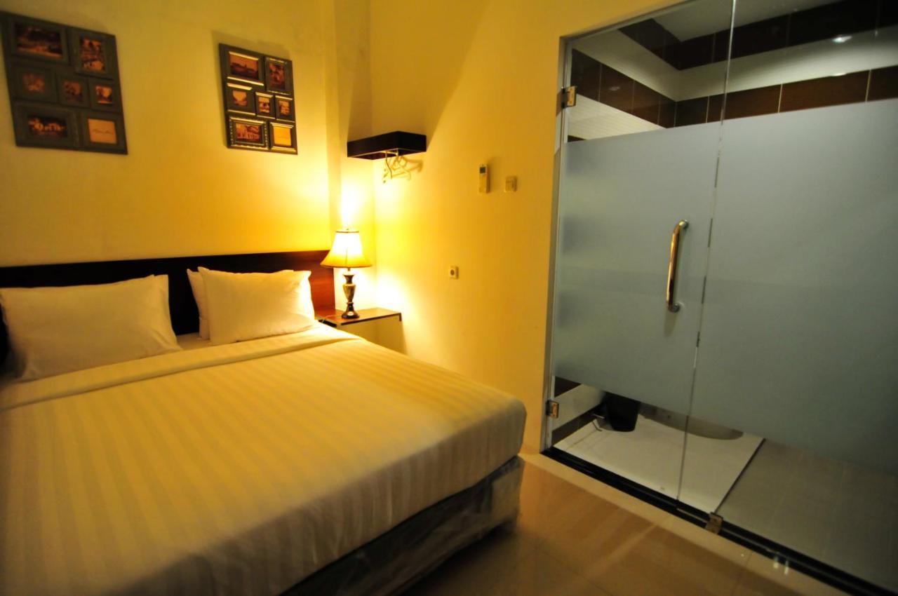 Capsule Hostel Old Batavia Yakarta Exterior foto